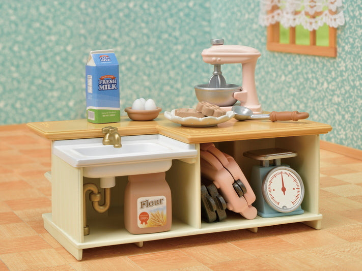 Sylvanian Families: Kitchen Island Play Set