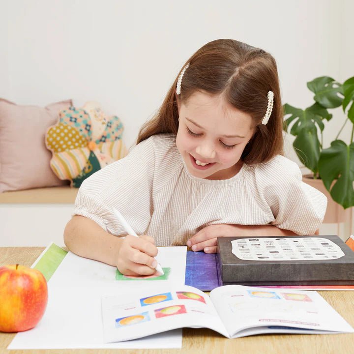 Amazing Artist Kit - Learn. Imagine. Create by Tiger Tribe (8 - 14yrs) - Timeless Toys