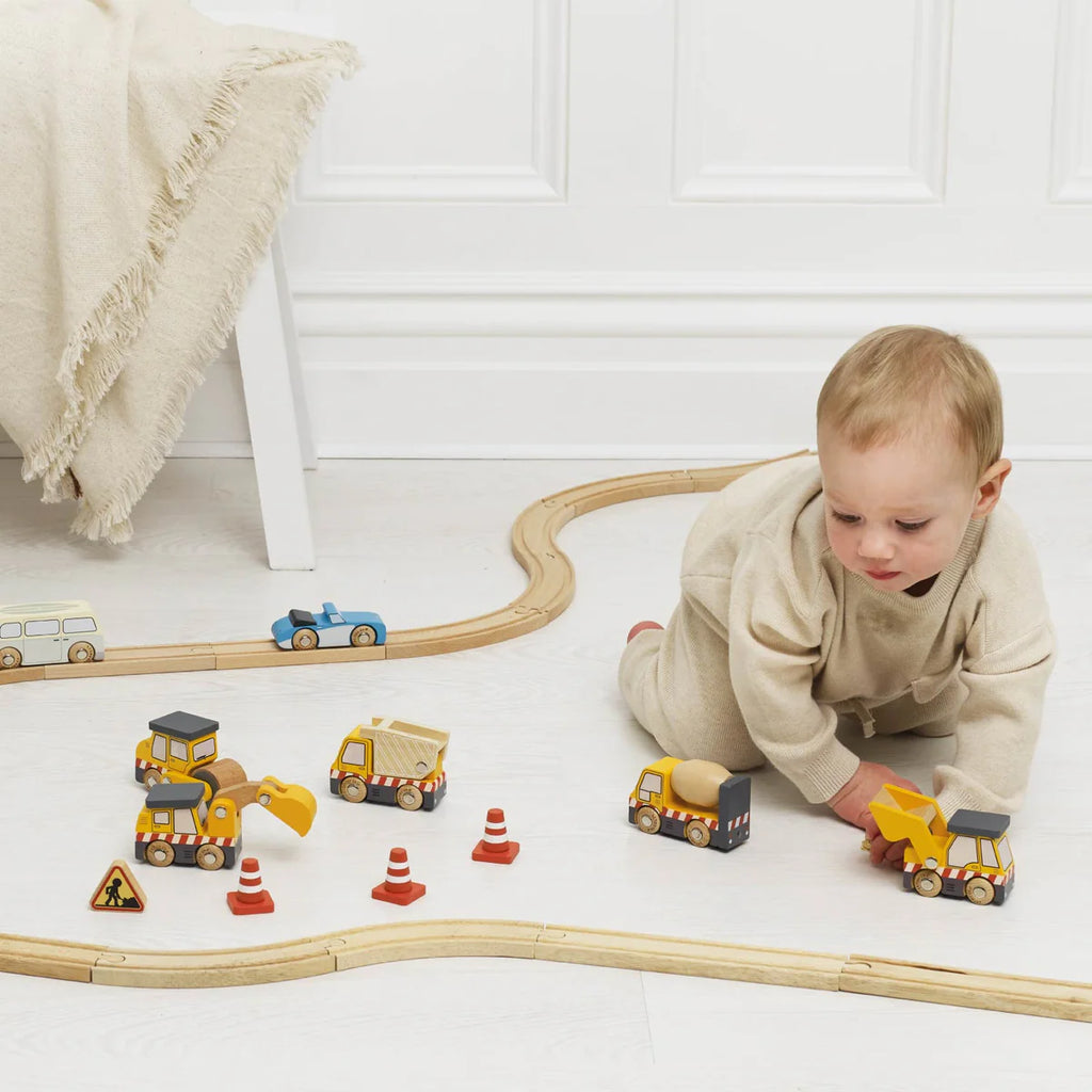Le Toy Van - Wooden Construction Vehicles set