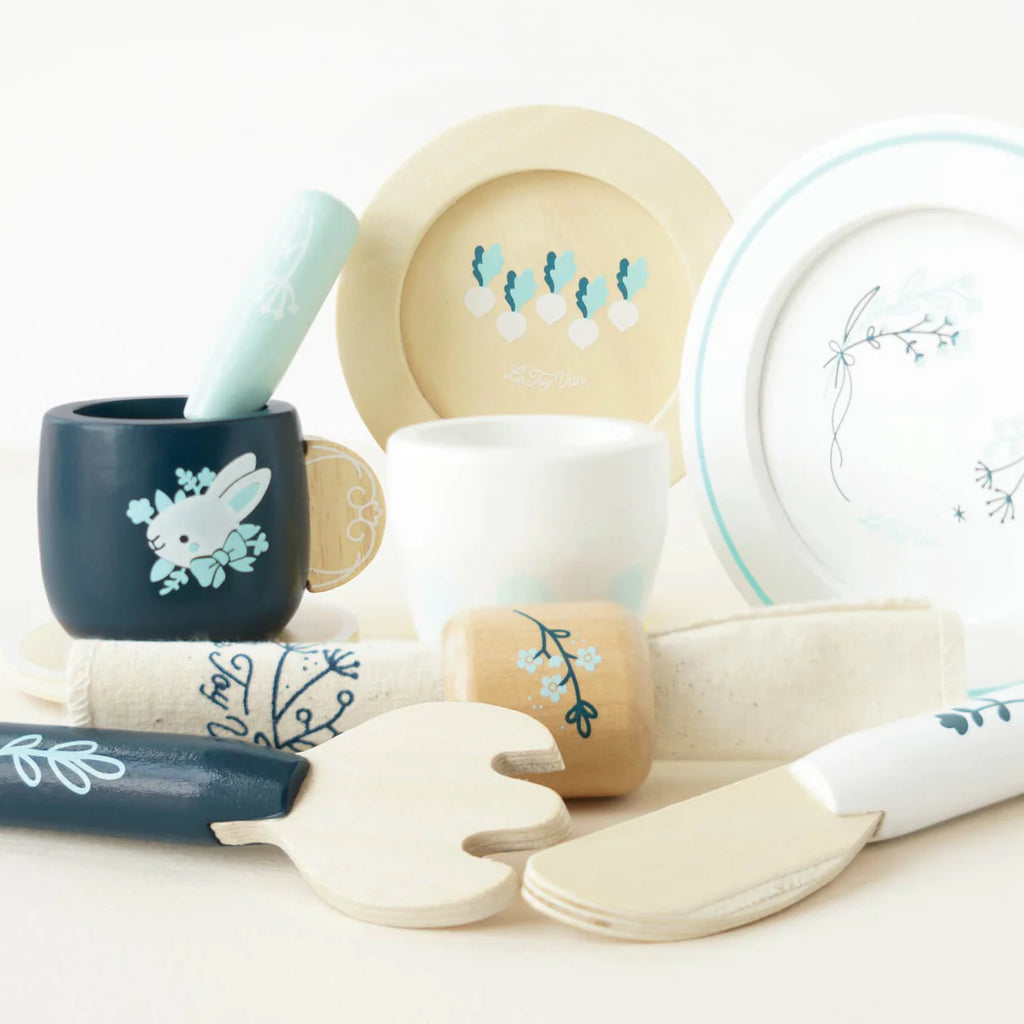 Le Toy Van - 10pc Wooden Cutlery & Dinner Pretend Play Set
