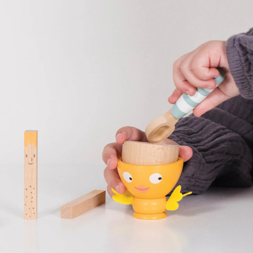 Le Toy Van - Wooden Egg Cup & Soldiers