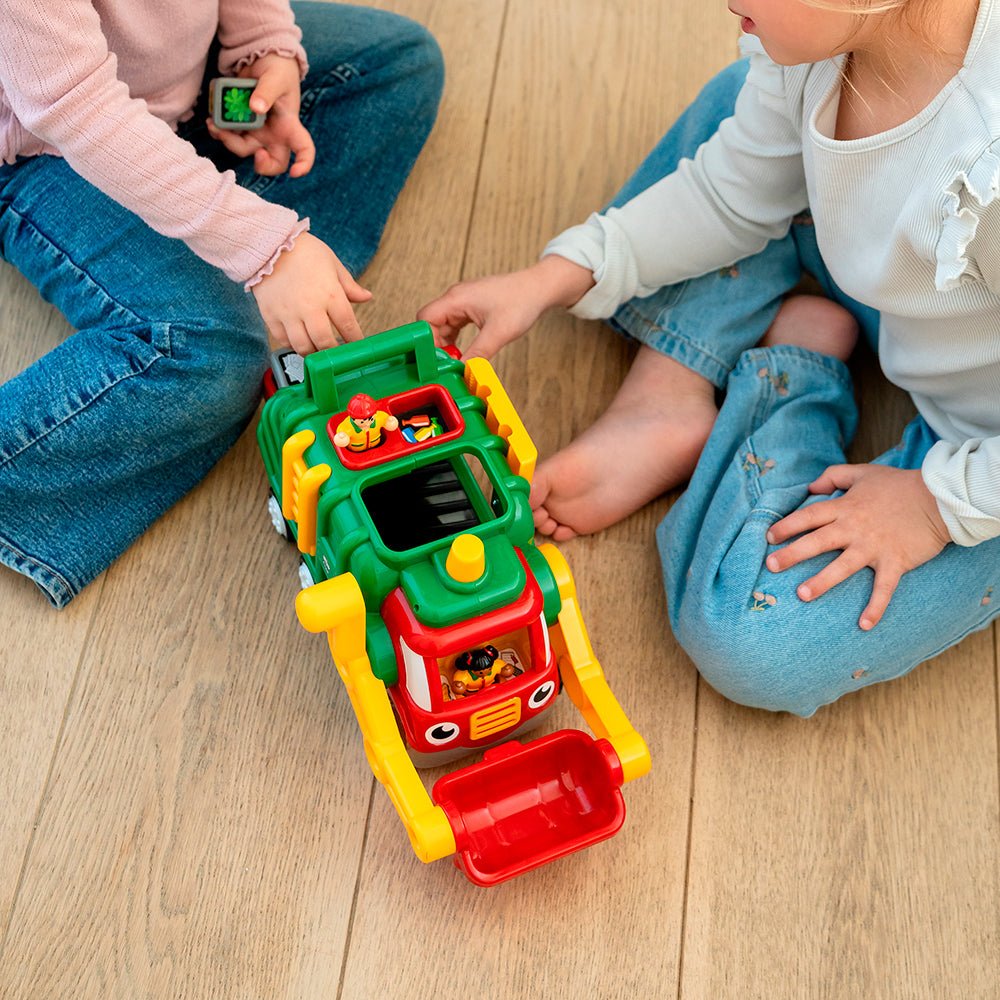 Harvey Harvester Push n Go by WOW Toys - 1 - 5yrs