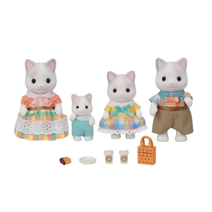 Sylvanian Families: Latte Cat Family