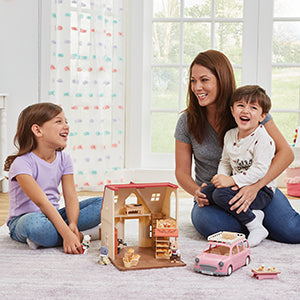 Sylvanian Families: Red Roof Cosy Cottage (incl Rabbit figure and accessories)