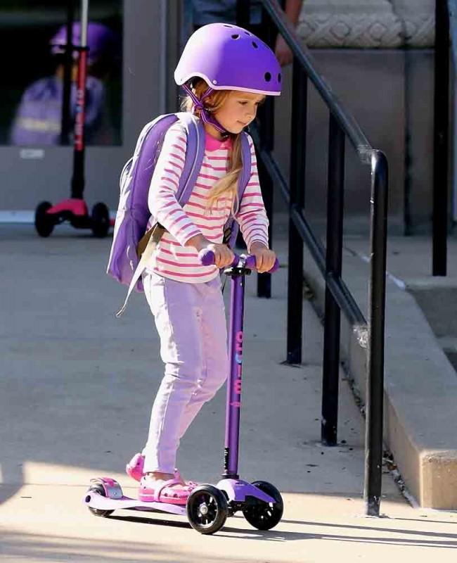 Micro Maxi Deluxe Scooter - Purple - Timeless Toys